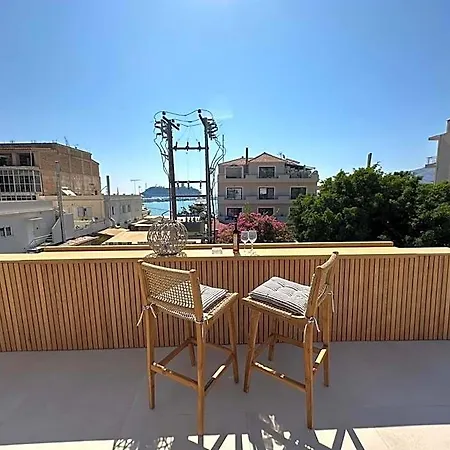 Amina Hotel 3*